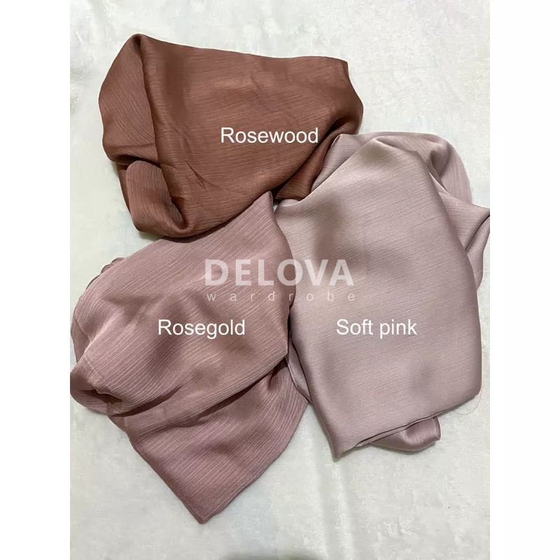 Kerudung Segiempat Cradenza Silk Texture