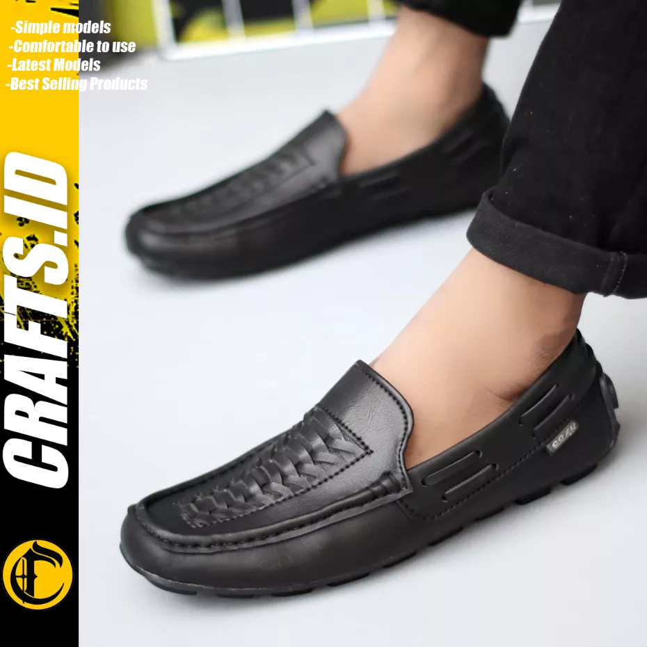 Crafts Sepatu Slip-on Casual Full Black Kulit Pu Pria