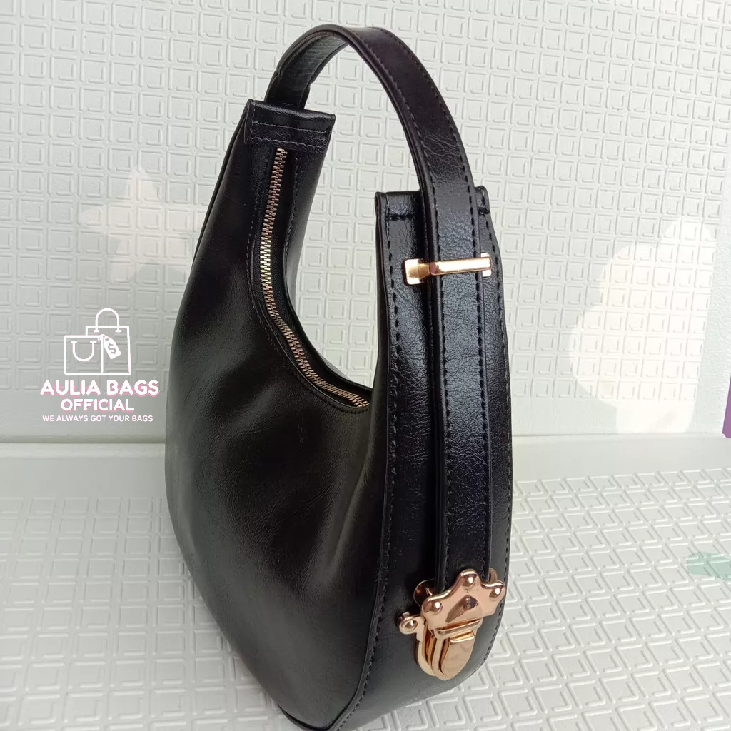 ALINSKA SHOULDERBAG