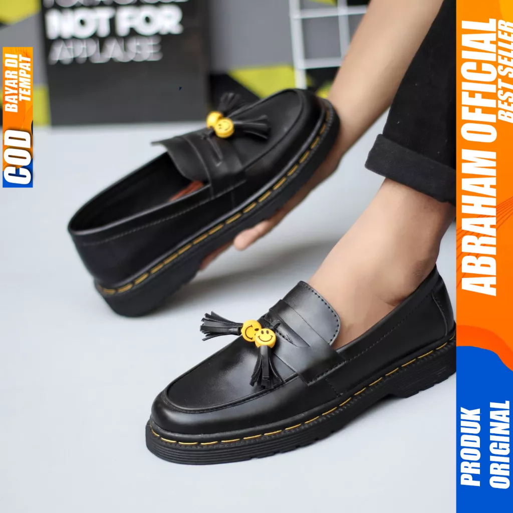 Sepatu Loafers Docmart Formal Casual Kulit Kerja Hitam Pria Smile