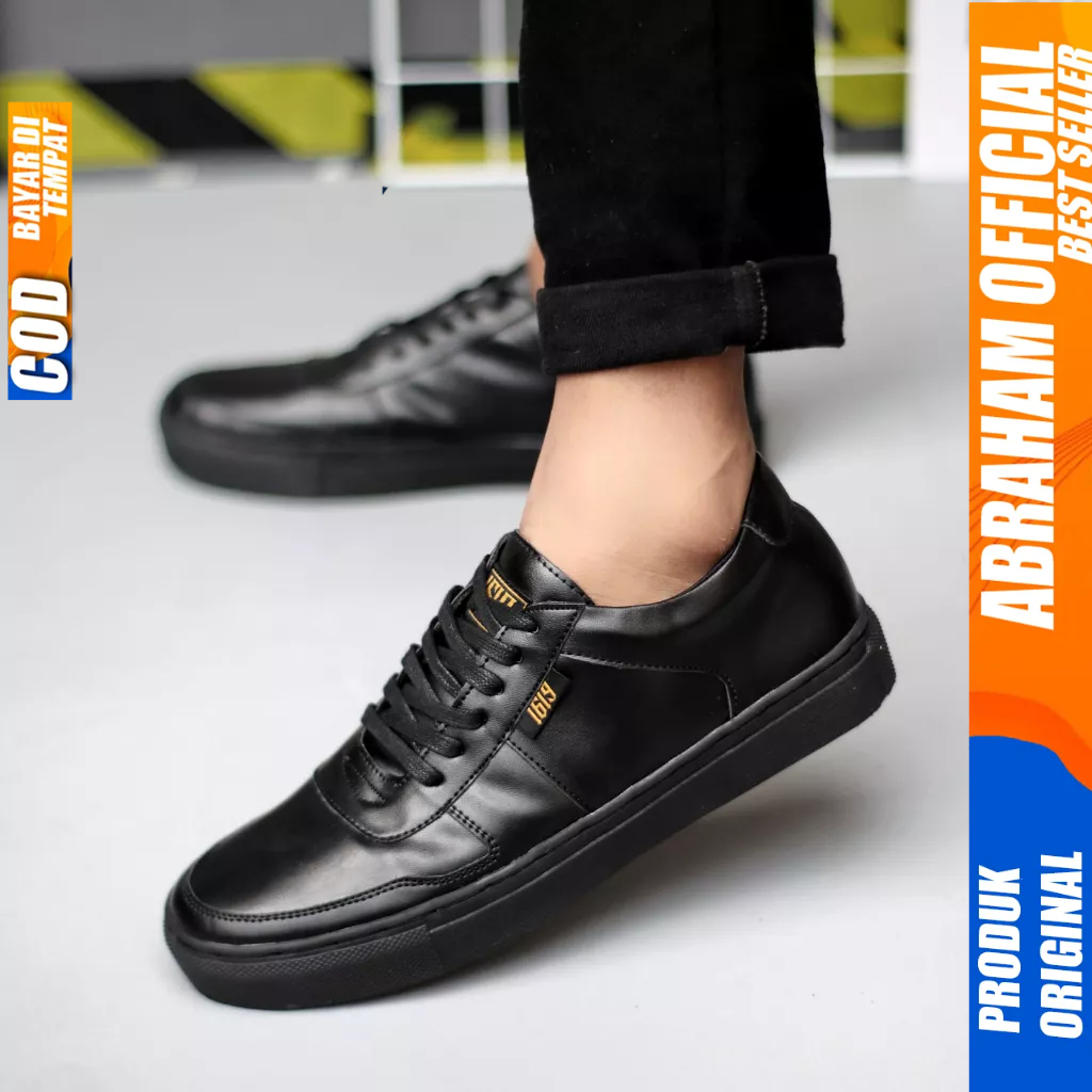 Sepatu Casual Sneakers Hitam Formal Kerja Pria