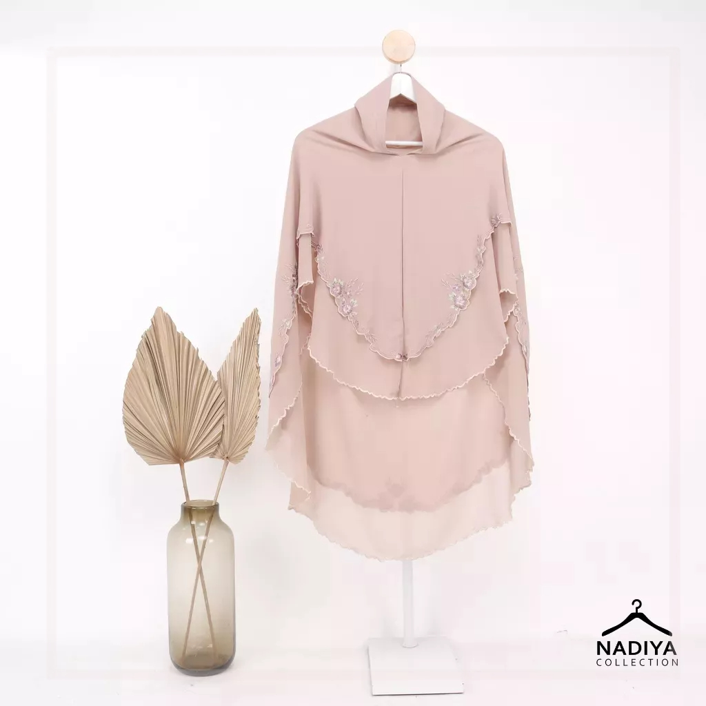 Hikmat Prive - Ria Azzahra Nada - Khimar Syari Masya Syari Queen by Nadiya Collection