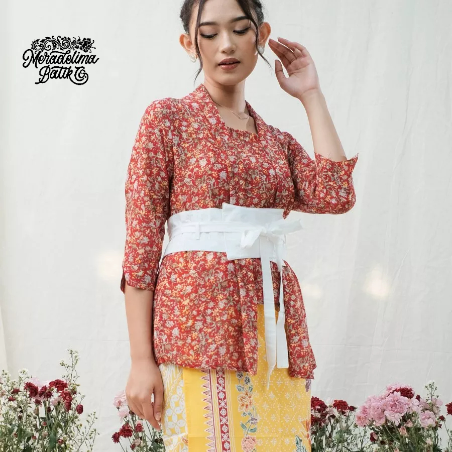 Kebaya Kutubaru Adelia Lengan 7/8 Meradelima Sifon Merah