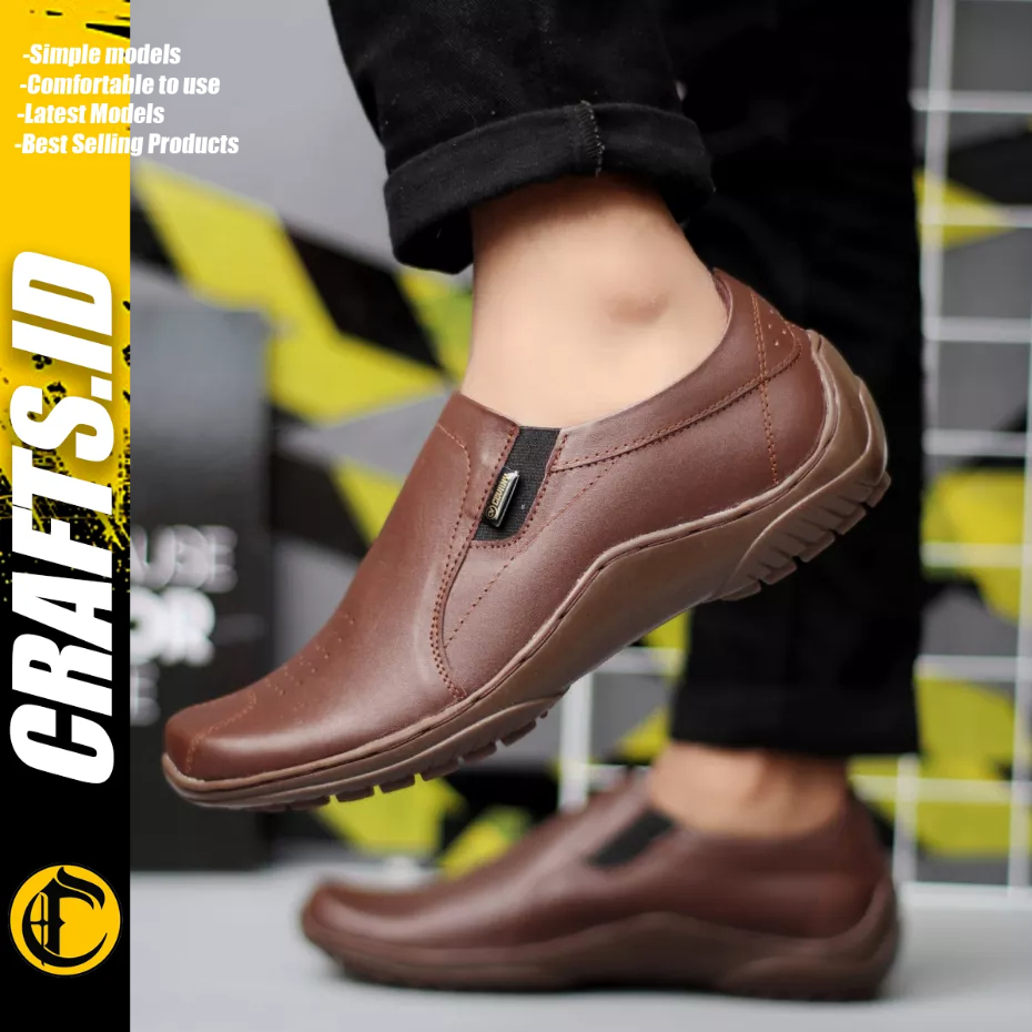 CRAFTS - Sepatu Formal Casual Pantofel Hitam Kulit Pria