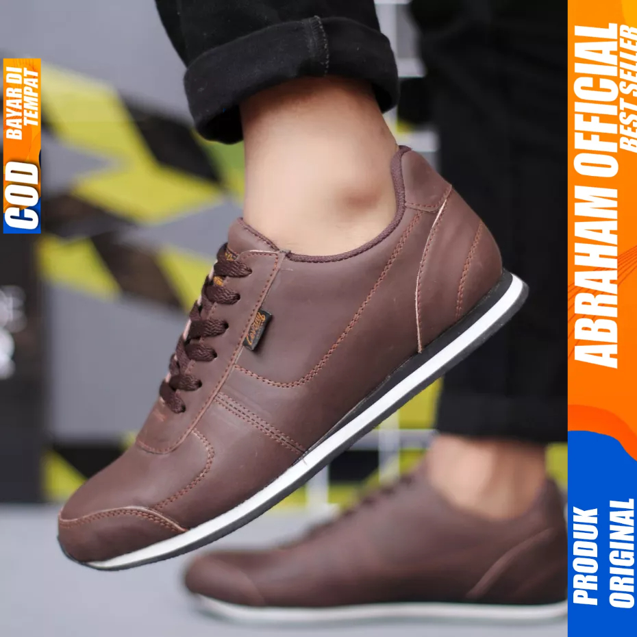 Sepatu Casual Sneakers Kulit Asli Hitam Pria