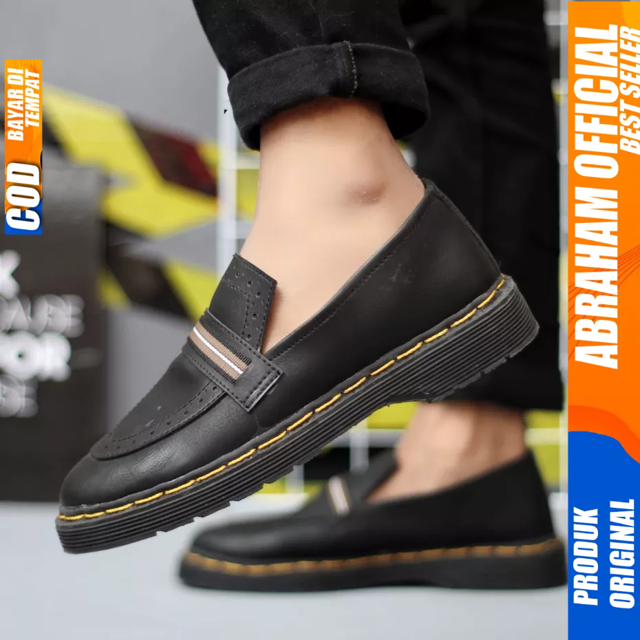 Sepatu Loafers Docmart Formal Hitam Kerja Pria