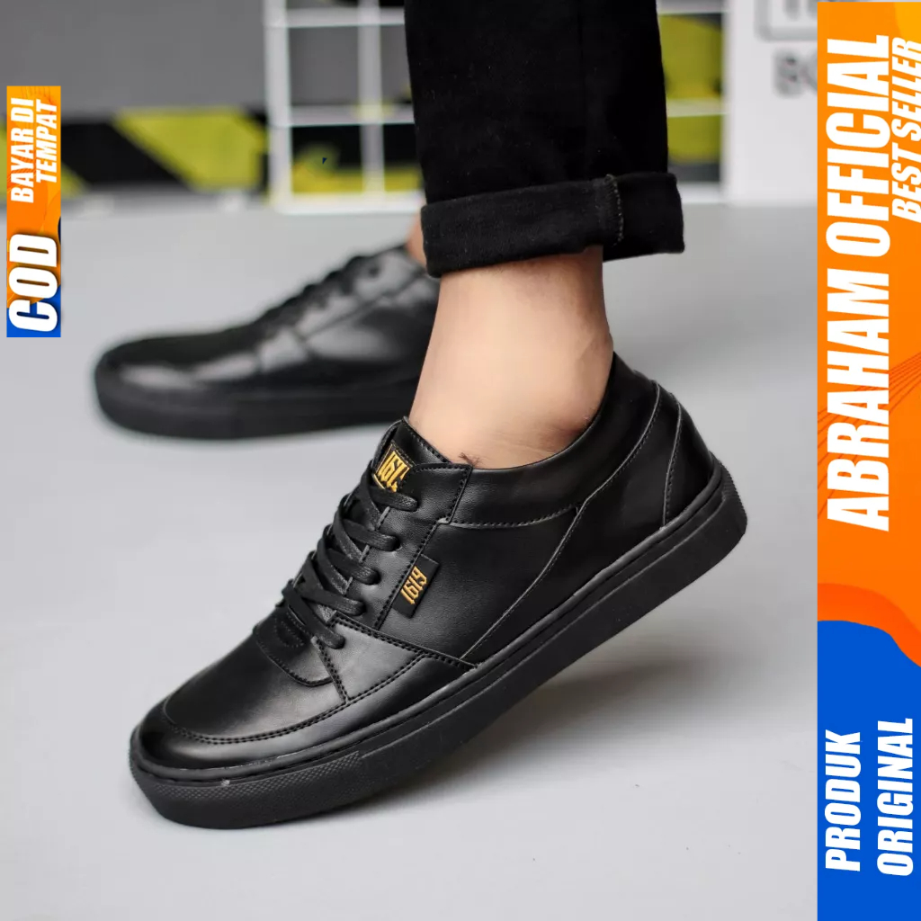 Sepatu Casual Sneakers Hitam Kulit Pu Formal Pria