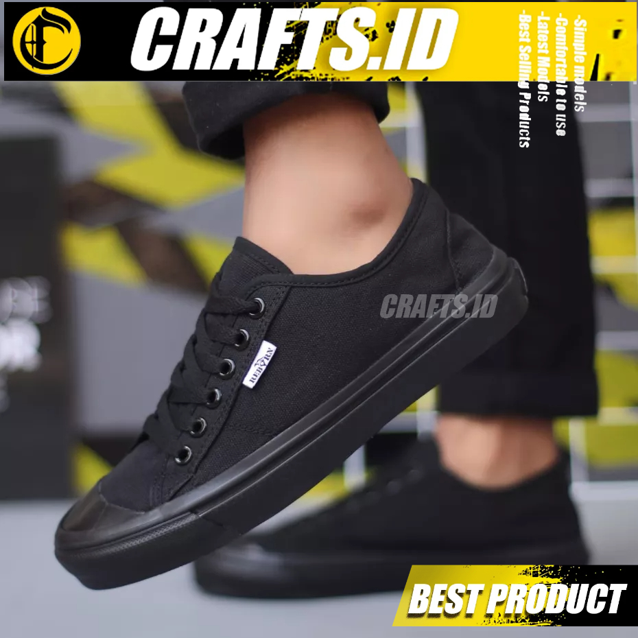 Sepatu Sneakers Kasual Sekolah Hitam Pria Crafts