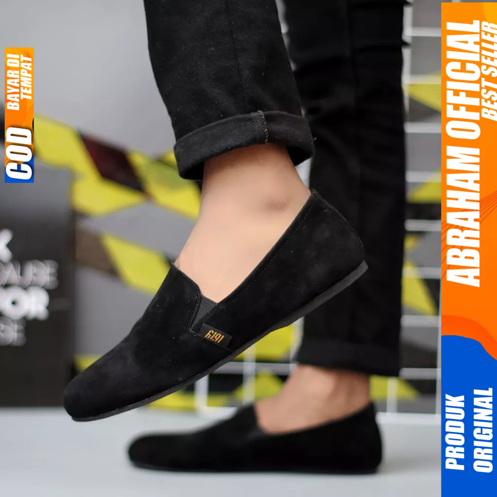 Sepatu Casual Slip On Hitam Slop Pria