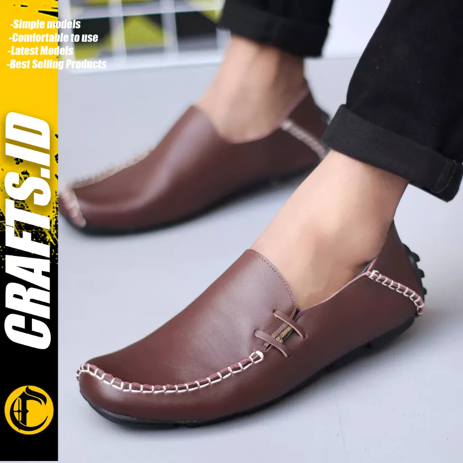 CRAFTS - Sepatu Formal Casual Slip-on Kulit Asli Hitam Pria Moclea