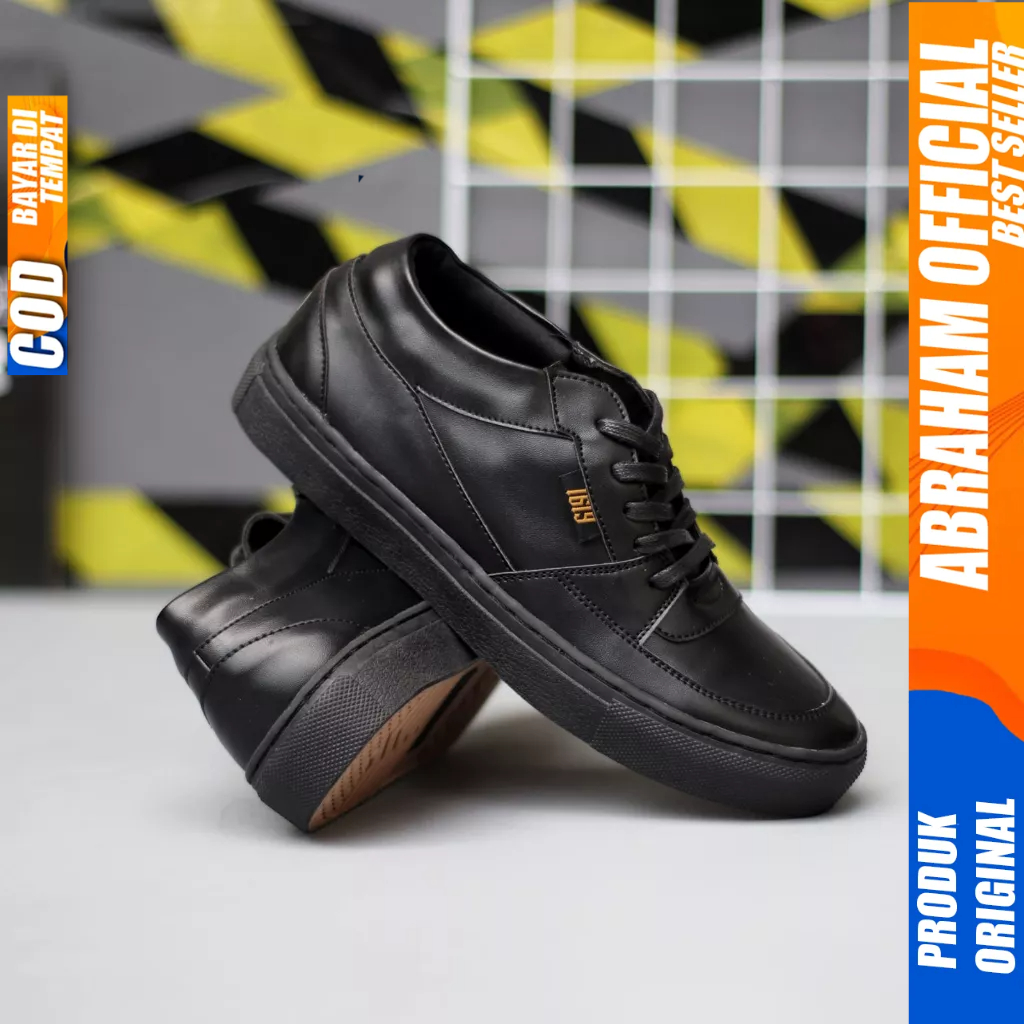 Sepatu Casual Sneakers Hitam Kulit Pu Formal Pria