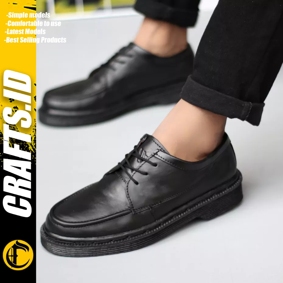 CRAFTS - Sepatu Formal Docmart Low Boots Hitam Kerja Kulit Asli Pria