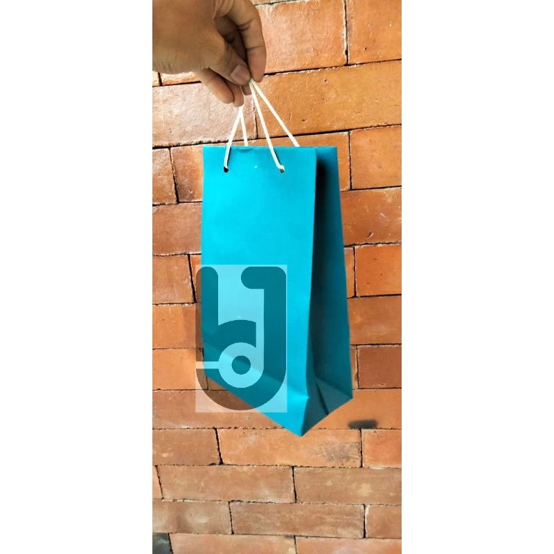 

Paper bag biru polos tas kertas sablon custom 18x12x22