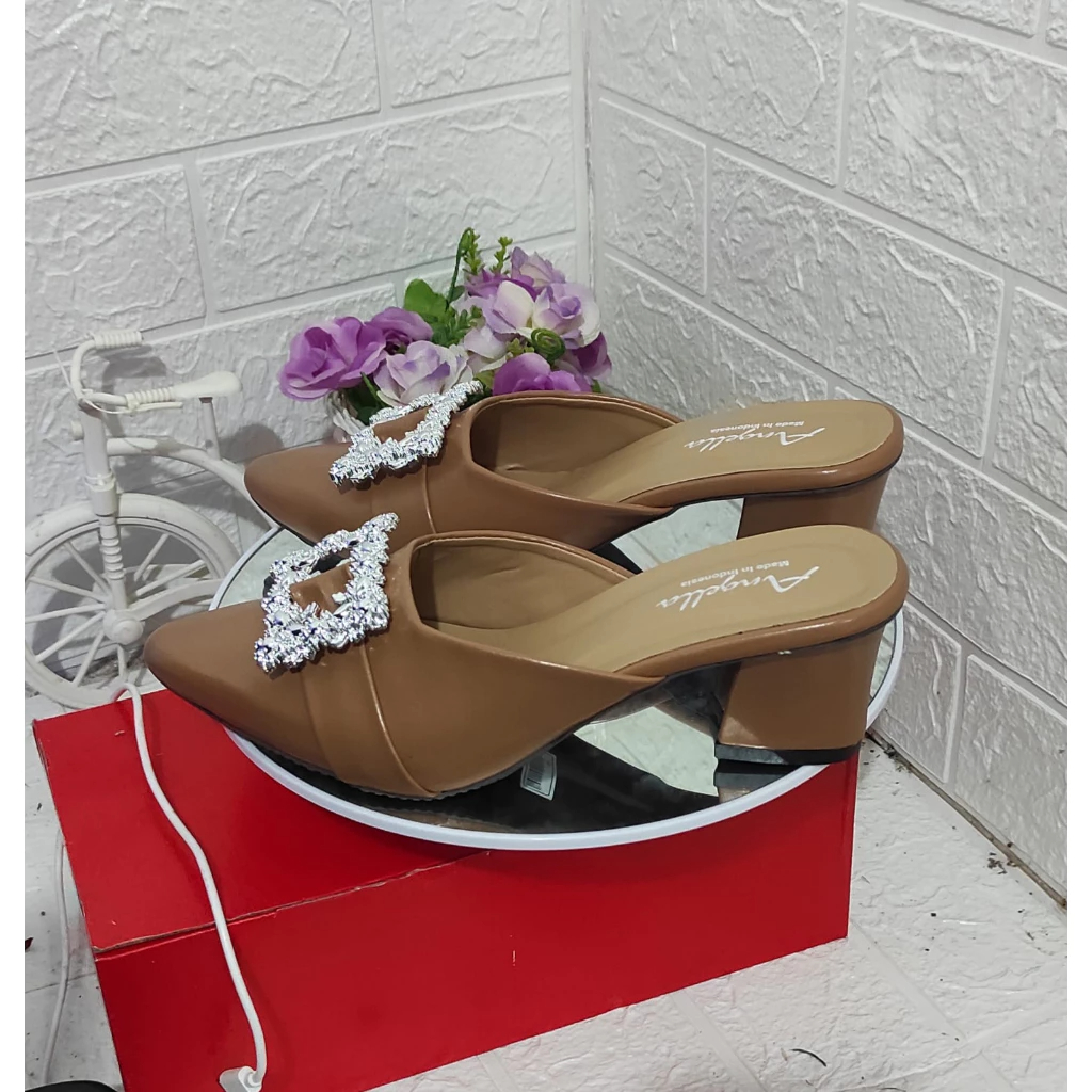HOT ITEM MB Shop - Sepatu Hak big size 5cm Hak chunky Sepatu Leryin Hak Mules Wanita Size 36-41