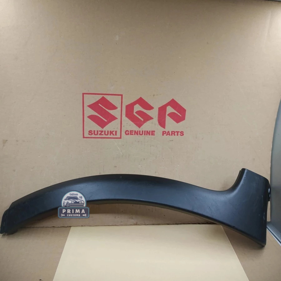 OVER FENDER EXTENSION BEMPER DEPAN SUZUKI SX4 X-OVER