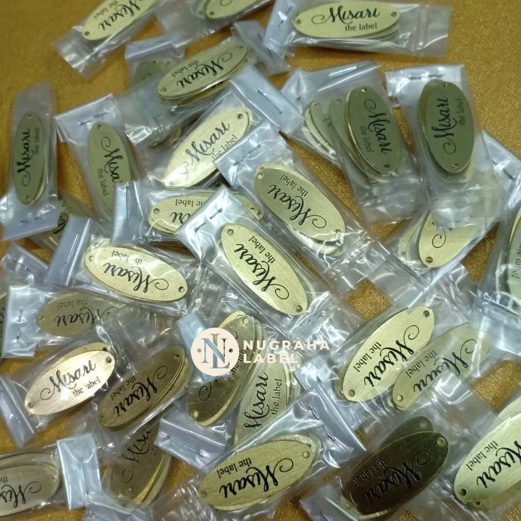 

LABEL HIJAB BESI STAINLESS SILVER / KUNINGAN GOLD COCOK UNTUK HIJAB / JILBAB / KERUDUNG | CAT ANTI LUNTUR [GRATIS DESAIN]