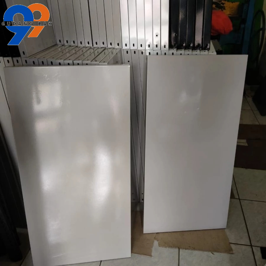 Ambalan rak besi siku lubang 100x50 cm
