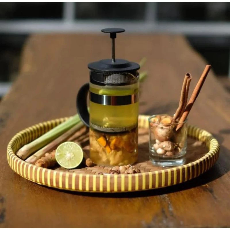 

MINUMAN REMPAH HERBAL WEDANG SUWUK MENGHANGATKAN DAN MENAMBAH IMUNITAS 1 PACK 10 PCS