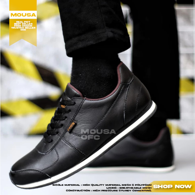 Sepatu Sneakers Kulit Casual Hitam Pria