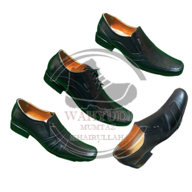 Sepatu Pantopel Pria Elegan / Sepatu formal Kerja kulit Asli / Sepatu Pantofel Putih Ukuran 44.45.46