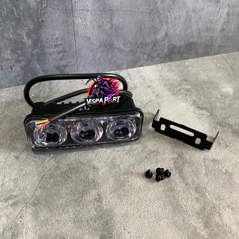 Lampu Depan Vespa 3 Mata Variasi Spoiler Spakbor Batok LED Lampu Kolong Vespa Super Sprint Px Ps Exc