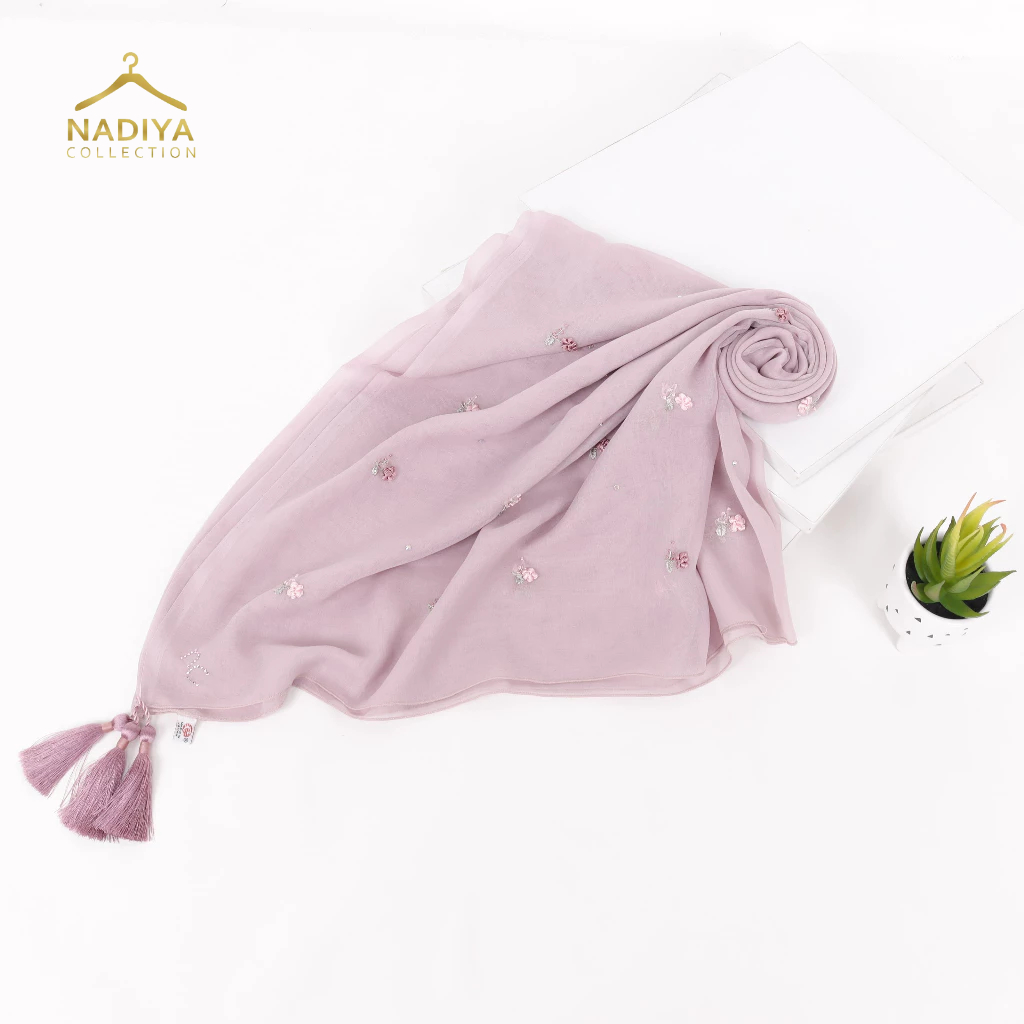 Ayu Lestari Scarf - Mecca Daily Scarf Paris Japan Square Premium by Nadiya