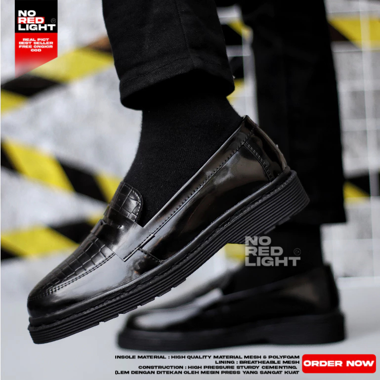 Sepatu Loafers Kerja Formal Pantofel Docmart Hitam Pria NRL-BABAYO