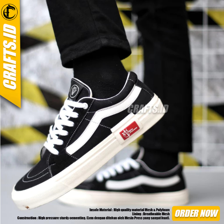 Sepatu Ukuran Besar Jumbo Sneakers Sekolah Pria Hitam Putih Big Size 44 45 46 47 Sepatu Kuliah Pria