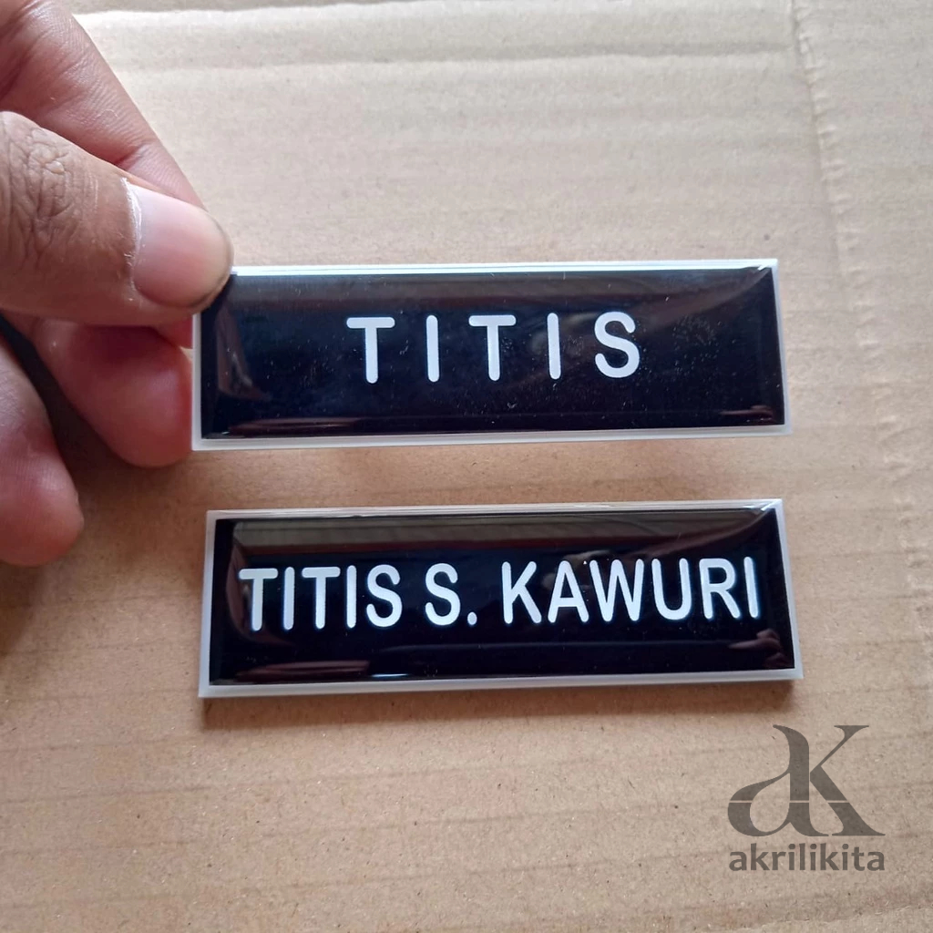

Nametag Akrilik TNI/Polri Ukuran 8x2,5cm Name Tag Papan Nama Dada PDH