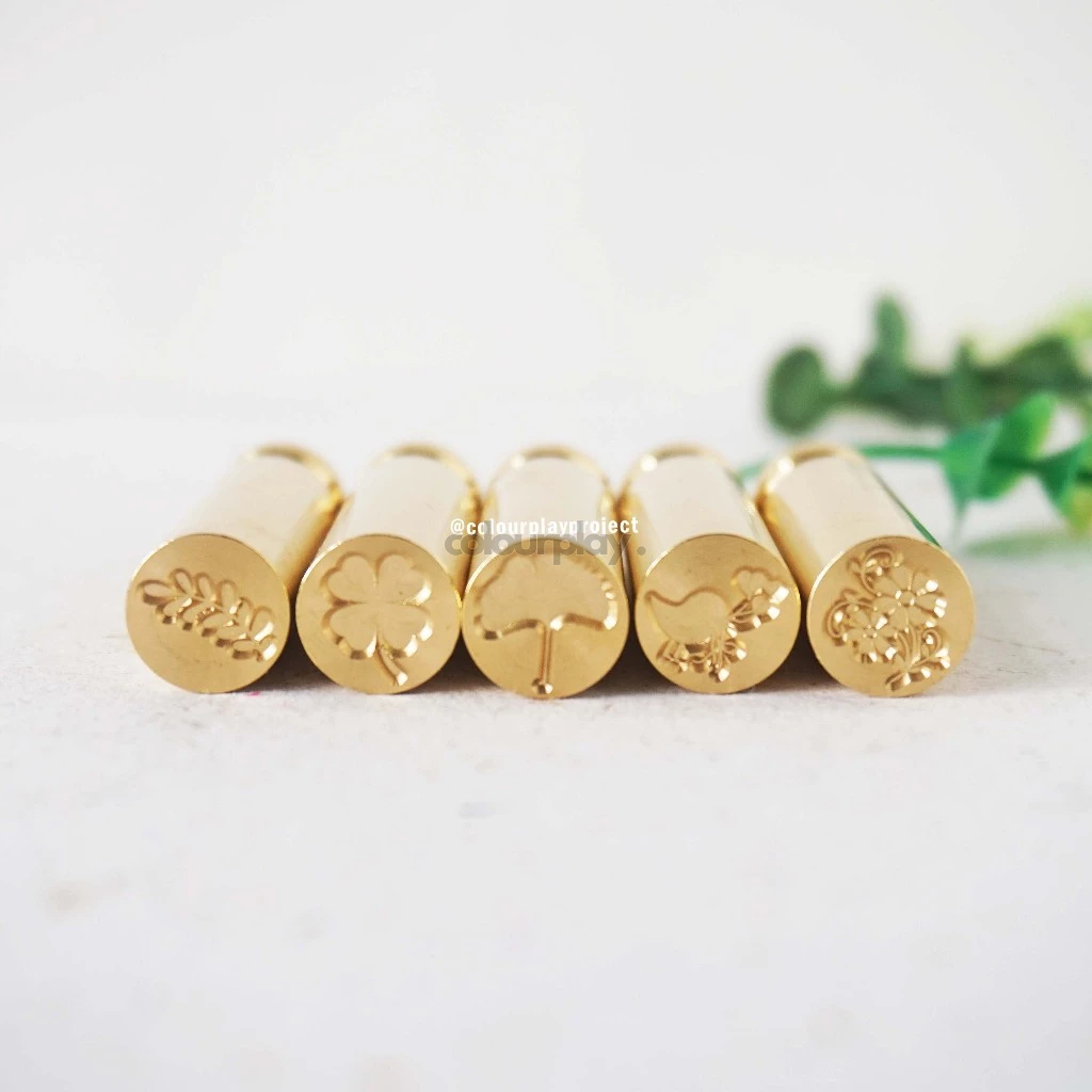 

Wax Stamp Seal 12mm Motif (1) | colourplay.