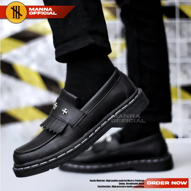 Sepatu Pantofel Docmart Hitam Kulit Pu Pria