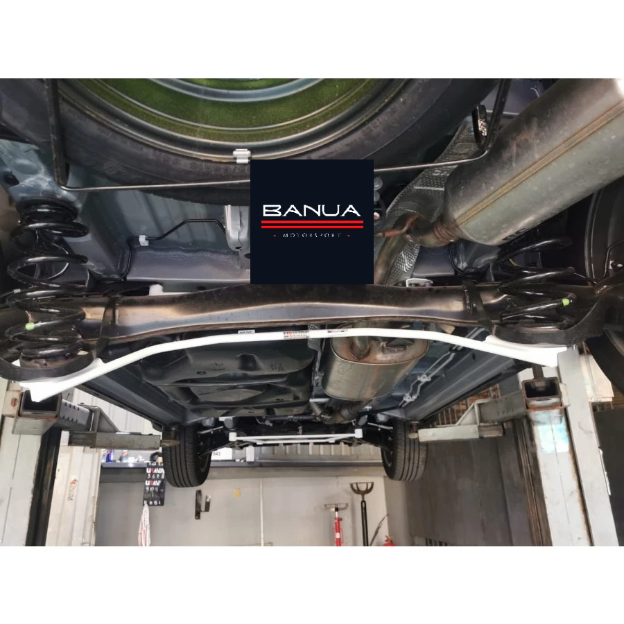 Stabiliser ULTRA RACING Rear Anti Roll Swaybar Innova Zenix