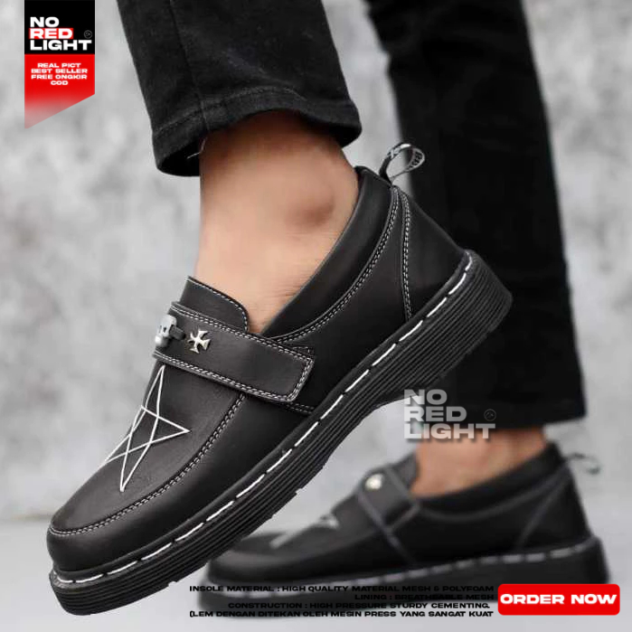 Sepatu Docmart Pria Loafers Bintang Skull