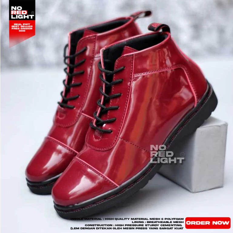 Sepatu Formal Boots Docmart Wanita