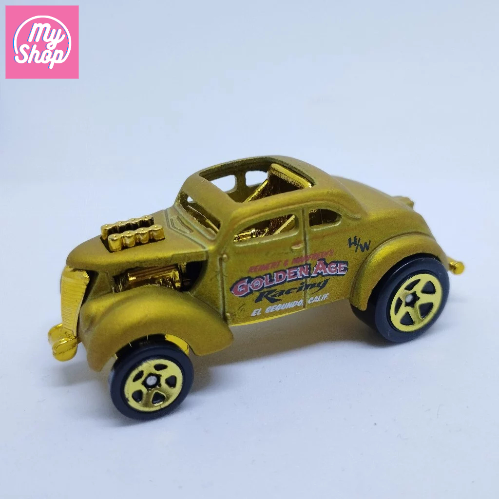 Hot Wheels Pass 'N Gasser 50th Gold  Edition