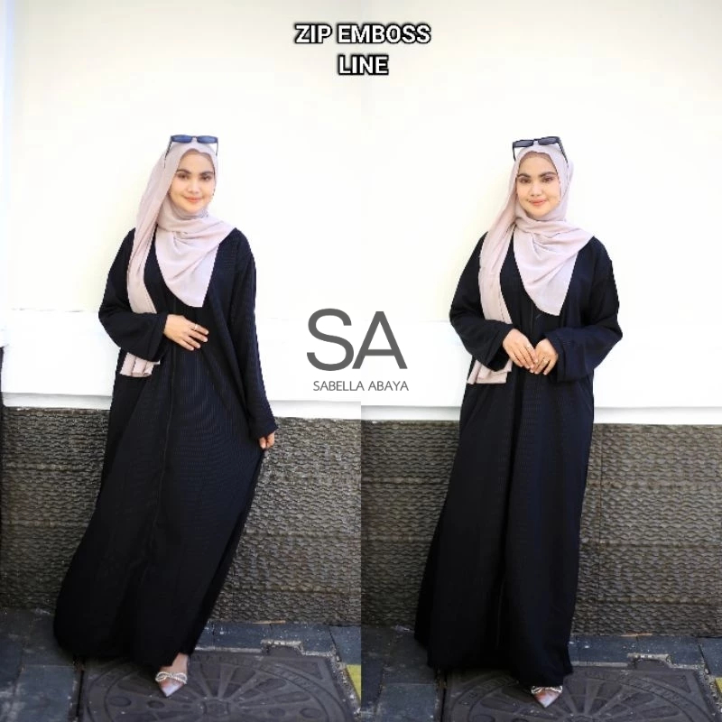 gamis hitam ziper embos jetblack by SABELLA ABAYA
