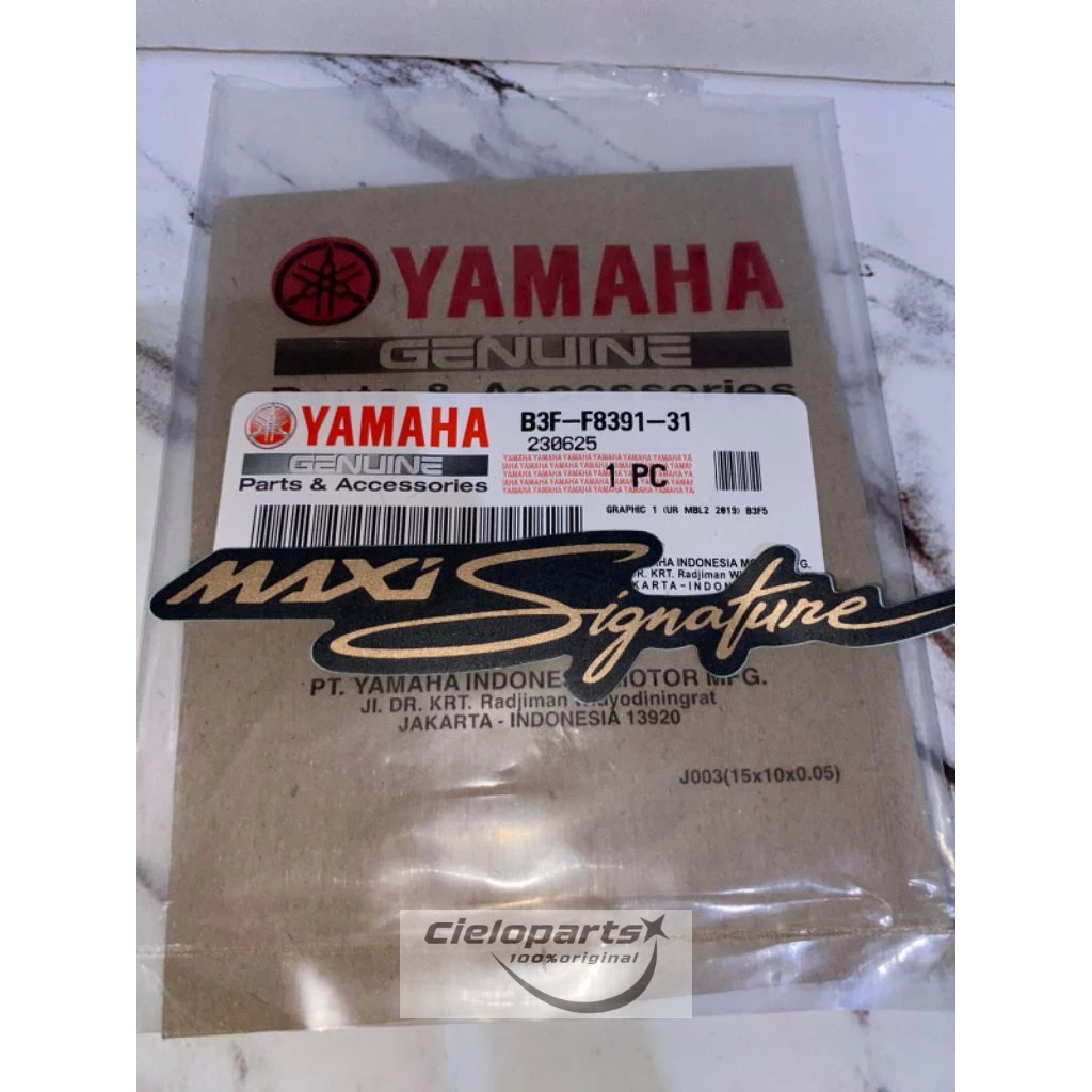 Emblem - Sticker-Logo Yamaha Maxi Signature Nmax -Lexi Asli Original B3F-F8391-30