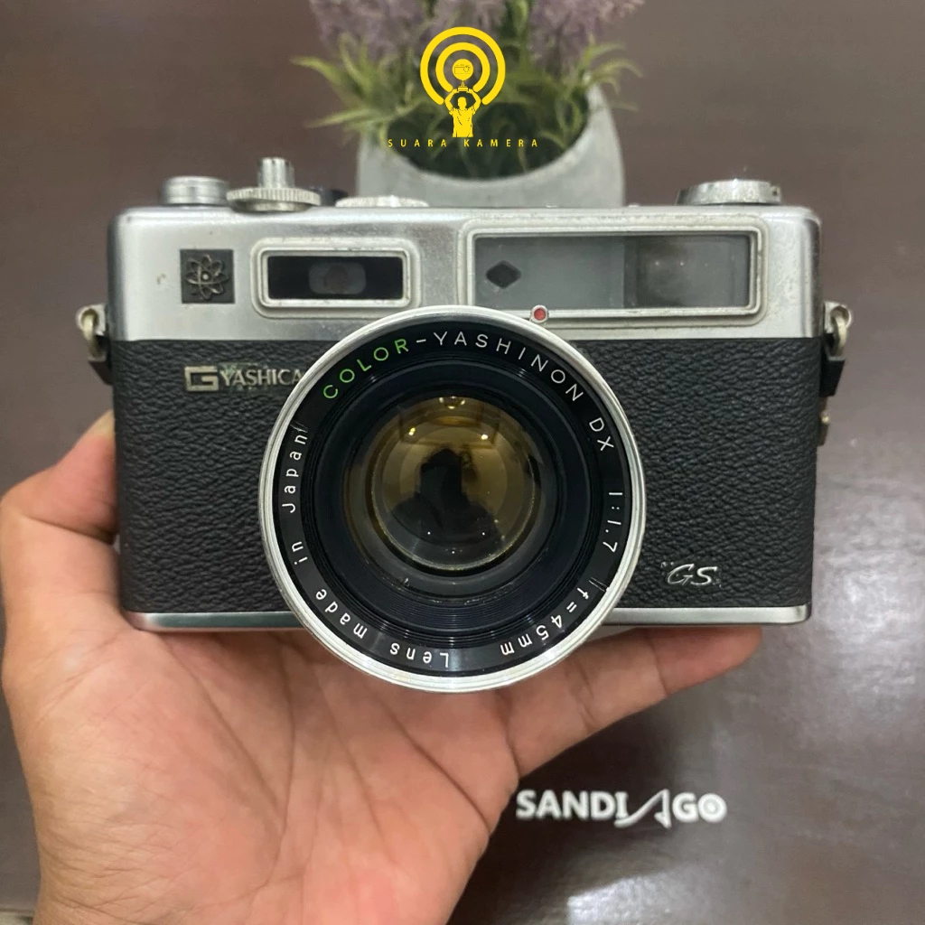 YASHICA ELECTRO 35 GS