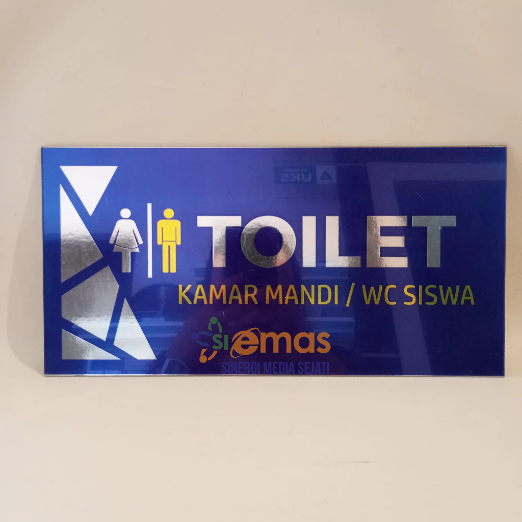 

Akrilik Ruang Toilet Kamar Mandi / WC Siswa