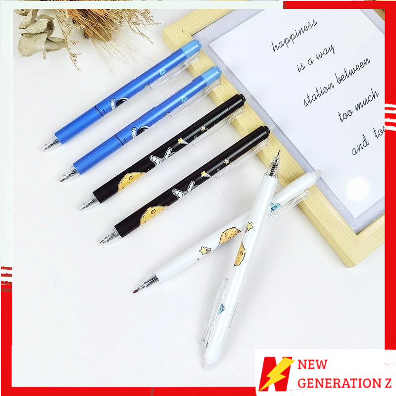 

NGZ Pena Gel Karakter Astronot Dapat Dihapus Pulpen Gel Karakter 0.5mm Pena Aesthetic Edition Karakter Kartun Astronot Perlengkapan Sekolah Erasable Gel Pen