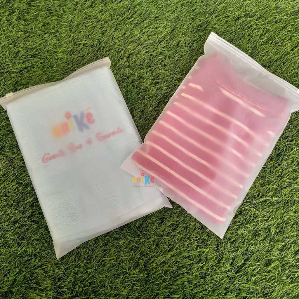 Zipper Bag Travel Organizer / Ziplock Pouch 20x28 Doff  / Plastik Packing Baju