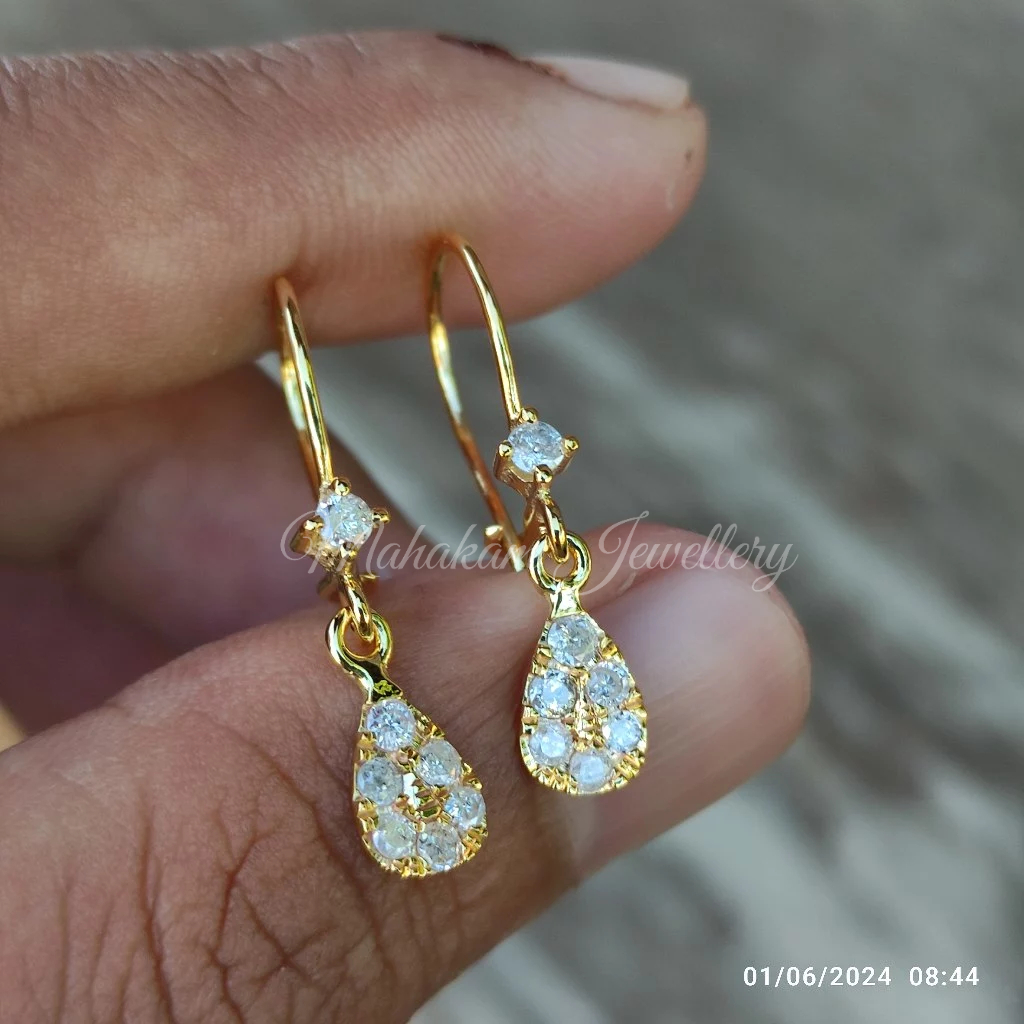 Anting emas berlian eropa