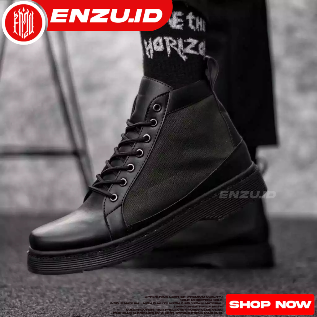 Sepatu Boots Tinggi Hitam Kanvas Pria