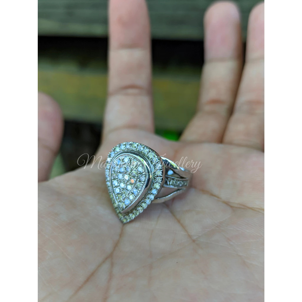 Cincin berlian emas asli