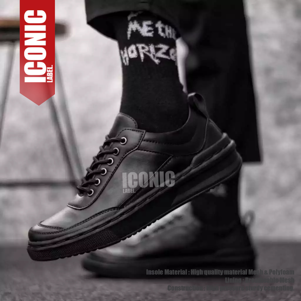 Sepatu Casual Hitam Sneakers Tali Pria
