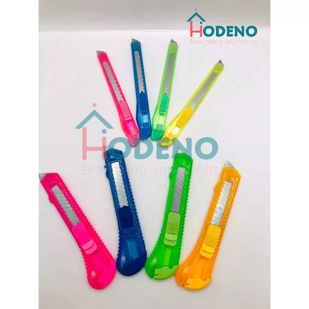 

PISAU CUTTER TRANSPARAN BESAR/KECIL /CUTTER POTONG SERBAGUNA