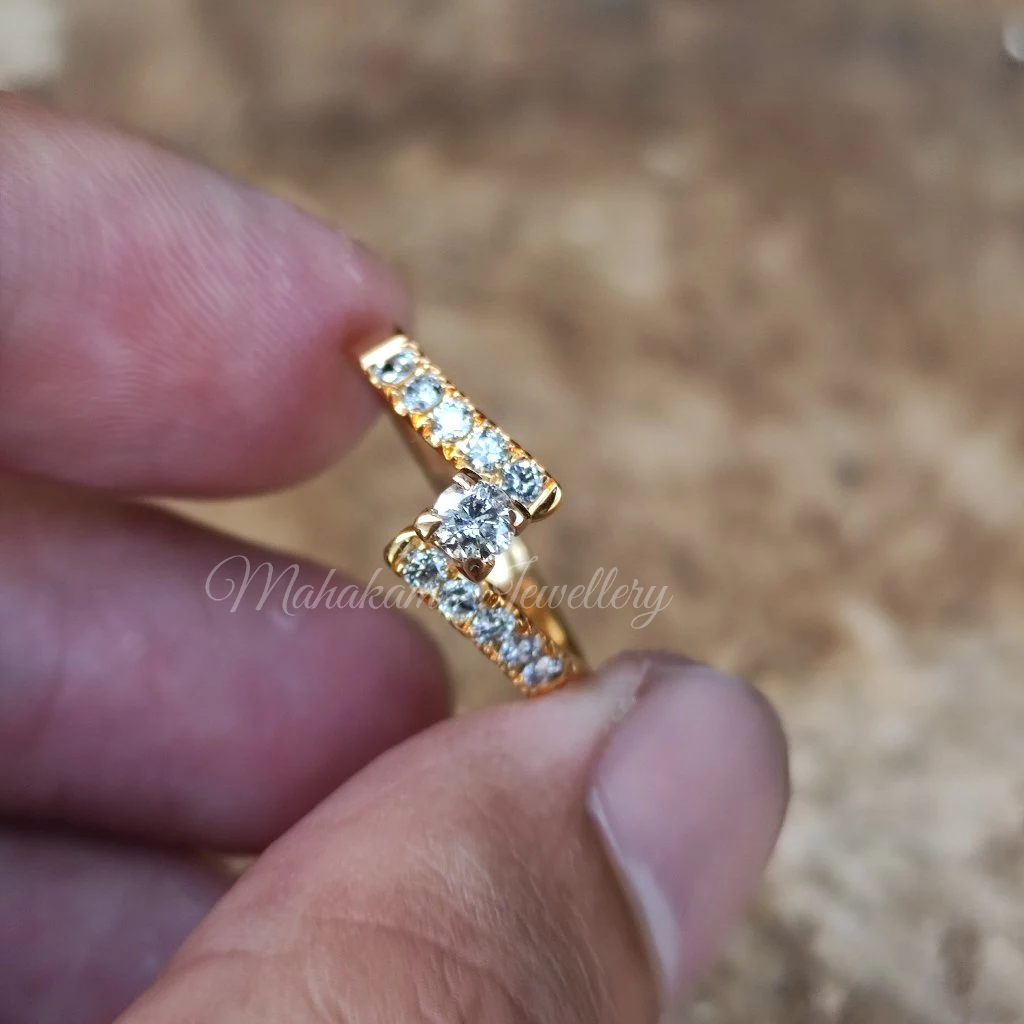 cincin emas berlian model silang