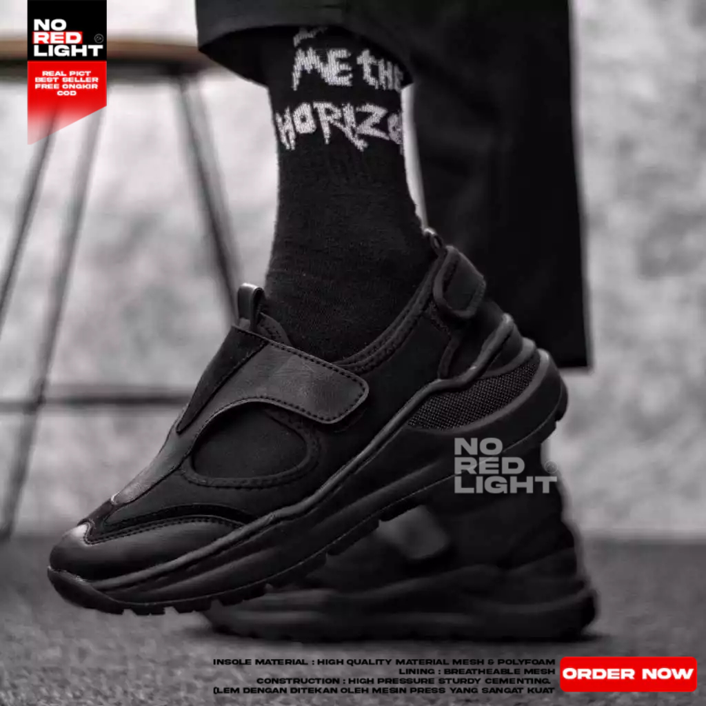 Sepatu Formal Casual Full Black Slop Hak Tinggi