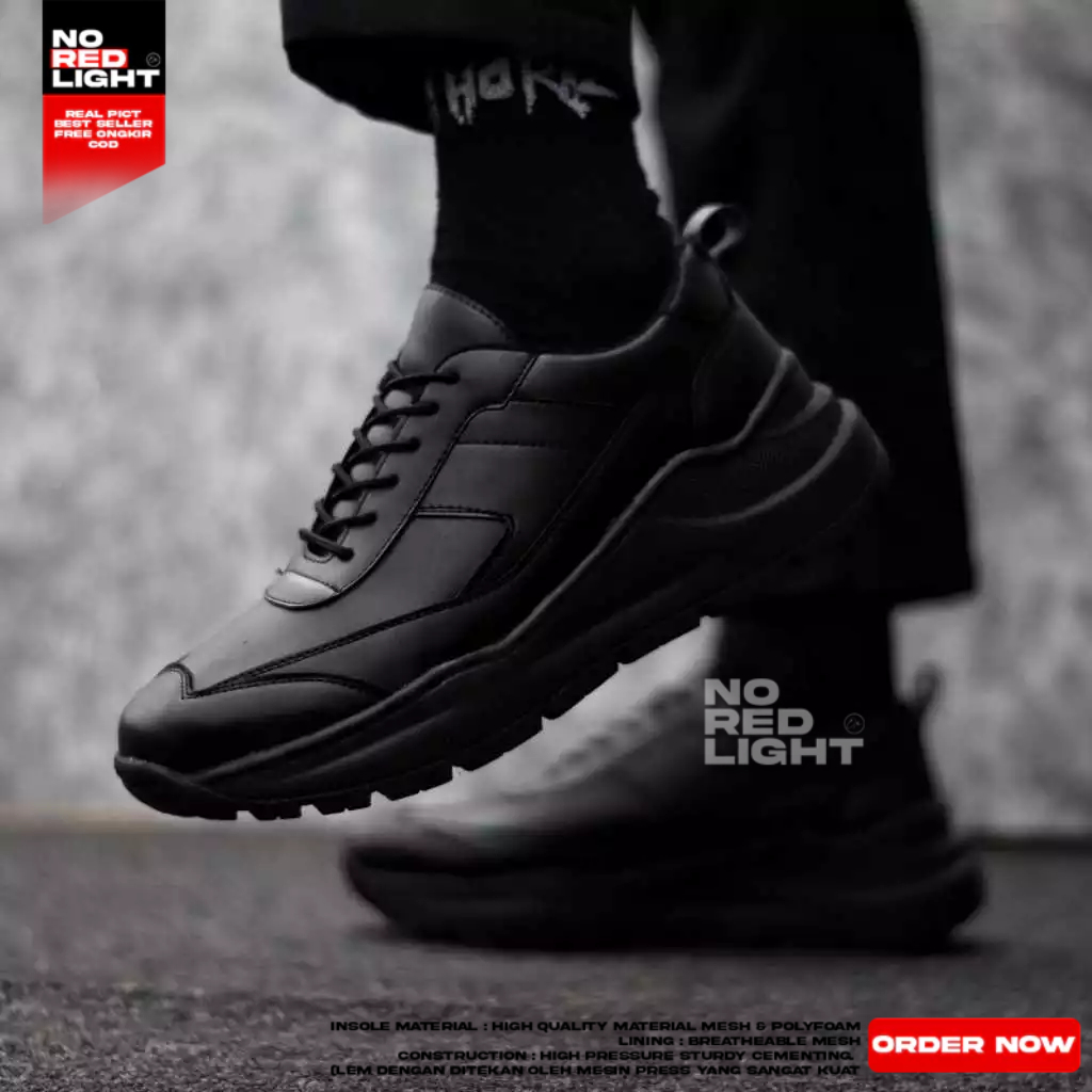 Sepatu Sneakers Formal Pria Ukuran 39 - 45