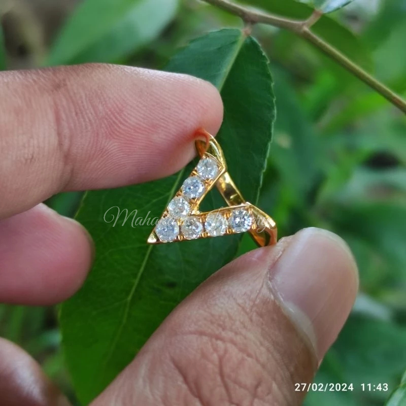 cincin emas berlian model V